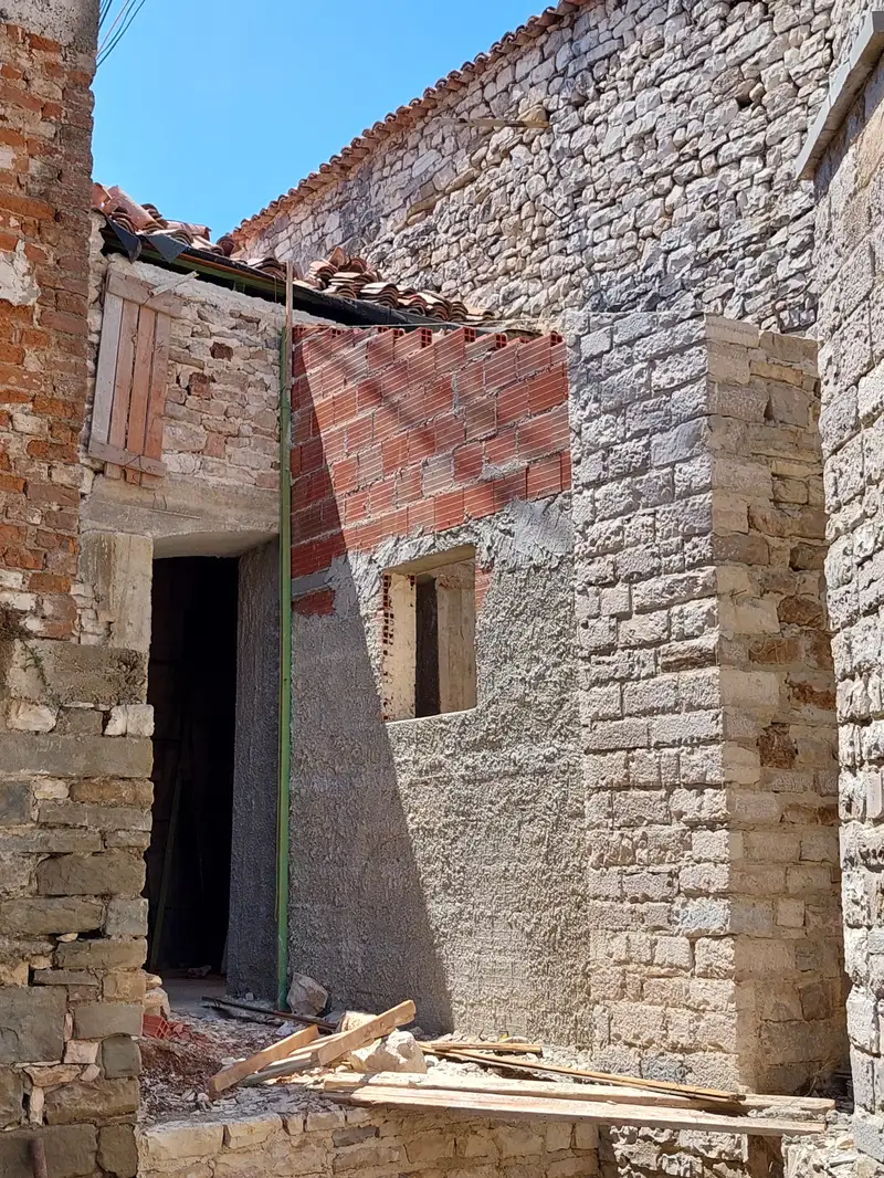 Vila Vrioni restoration, July 2022