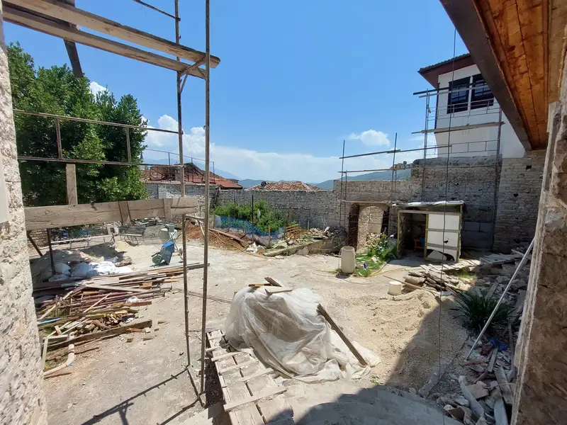Vila Vrioni restoration, July 2022