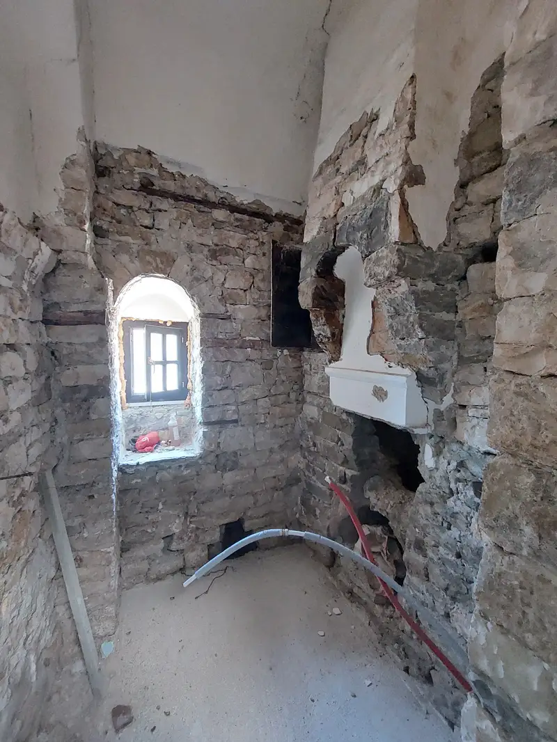 Vila Vrioni restoration, August 2023