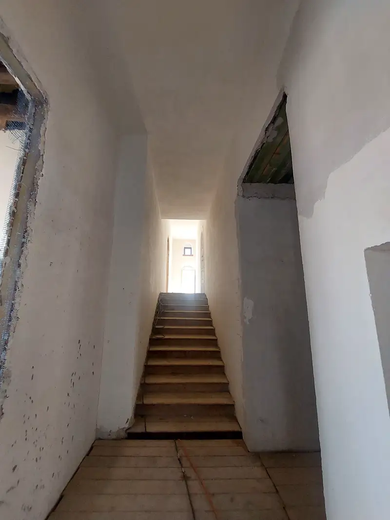 Vila Vrioni restoration, April 2025